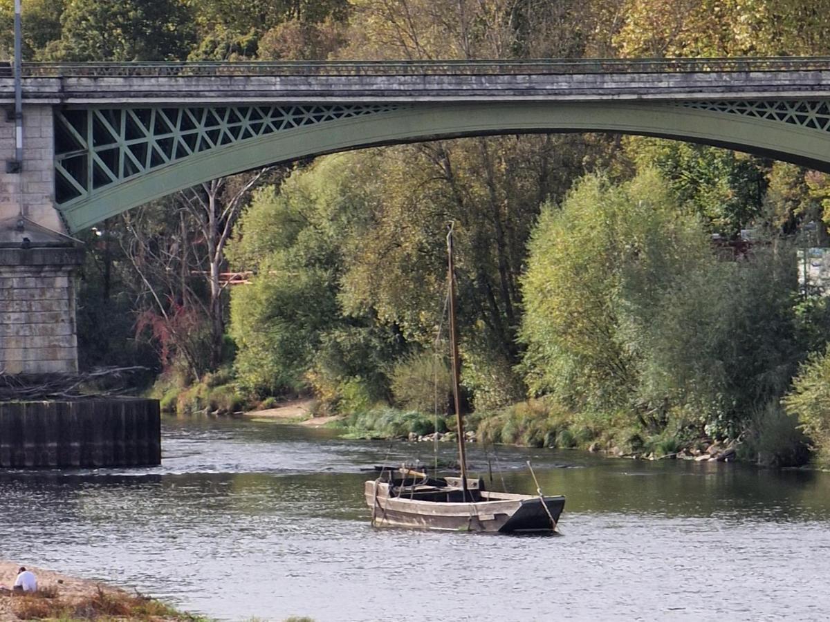 La Marche Chambre D'Hotes "Au Bord De Loire" المظهر الخارجي الصورة